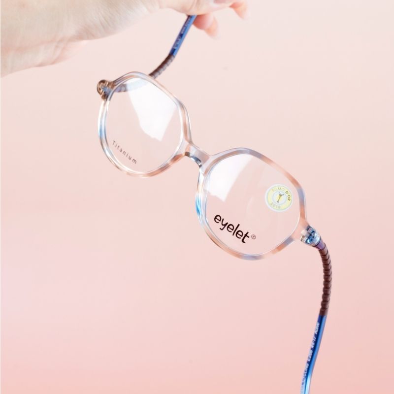 Flexible children's glasses made from TR90